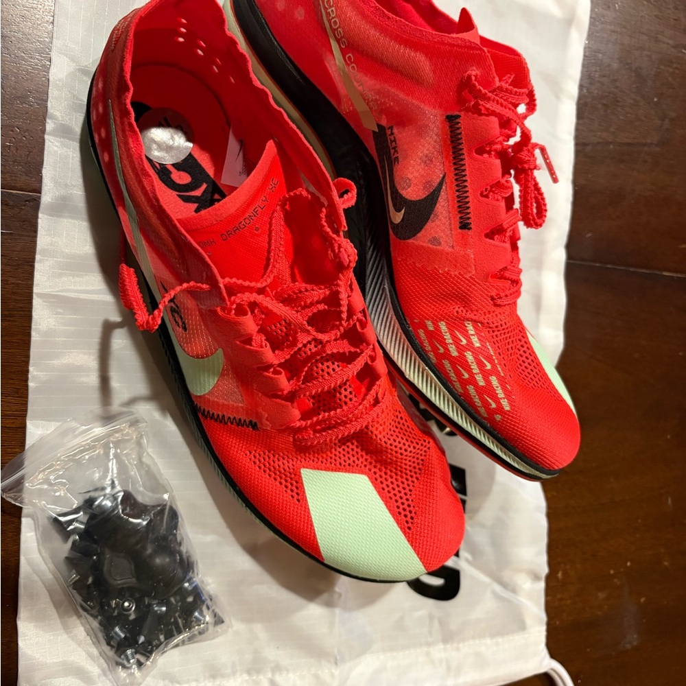 Nike DragonFly XCs